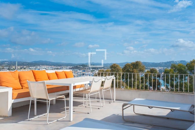 House in Ibiza Town - view 1