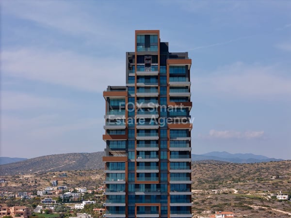 Apartment in Agios Tychon - view 1