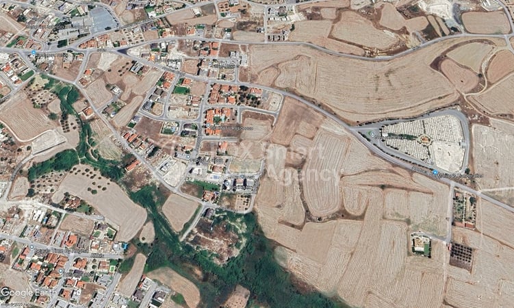 Land in Aradippou - view 1