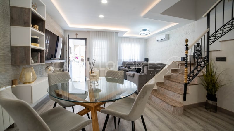 House in Urbanizacion los Balcones - view 1