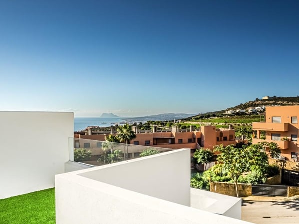 Villa in Manilva - view 1