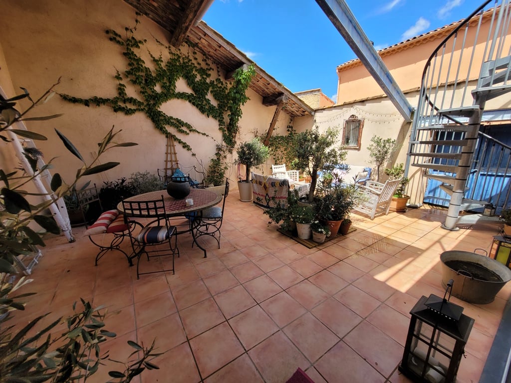 House in Saint-Genies-de-Fontedit - Image 2