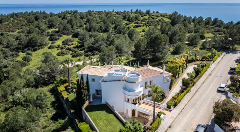 Villa in Faro - view 1