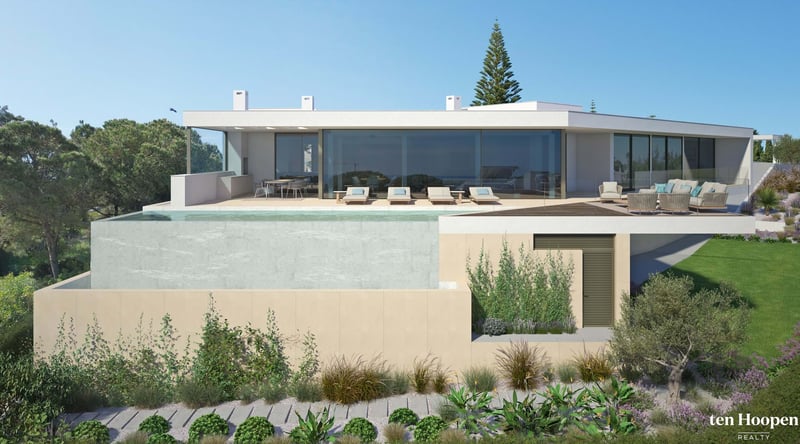 Villa in Luz - view 1