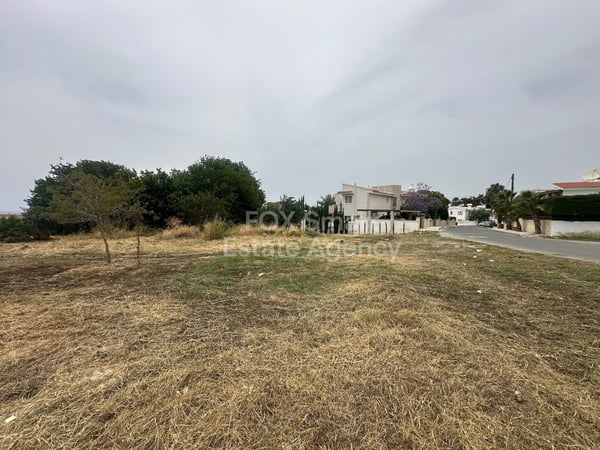 Land in Emba - view 1