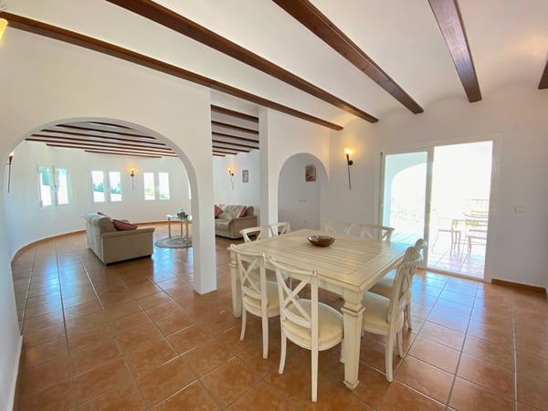 Villa in Lliber - view 1