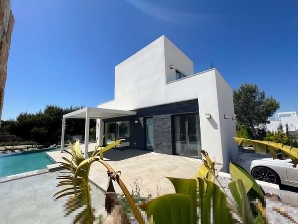Villa in Torre de la Horadada - view 1