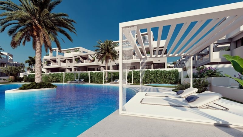 House in La Zenia - view 1