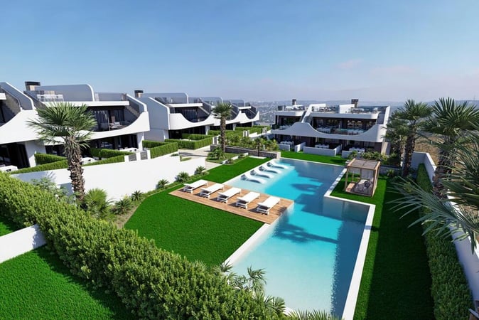House in San Miguel de Salinas - view 1