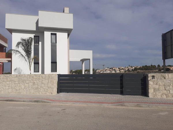 Villa in Almoradi - view 1