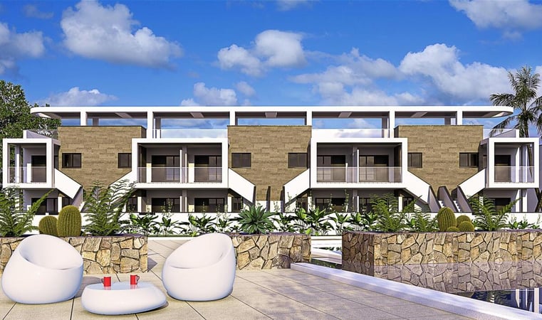 House in Torre de la Horadada - view 1