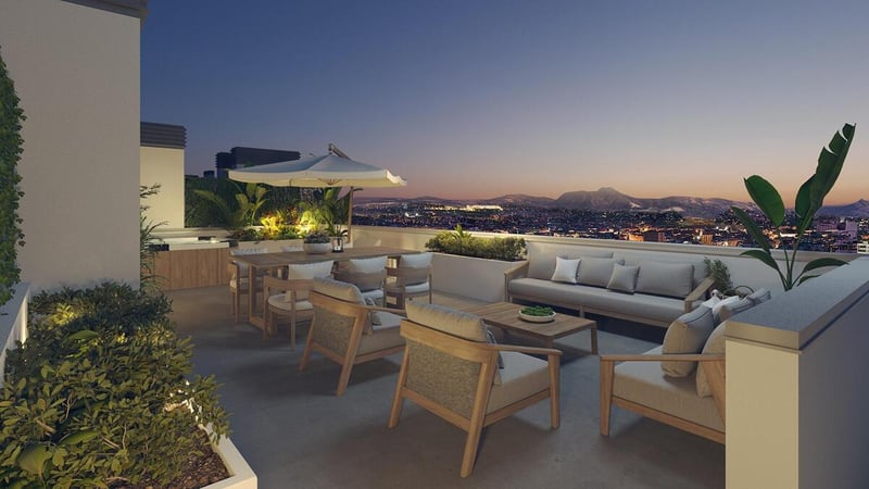 Penthouse in Alicante - view 1