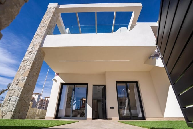 House in Torre de la Horadada - view 1
