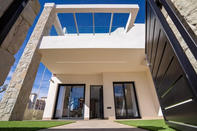 House in Torre de la Horadada - view 1