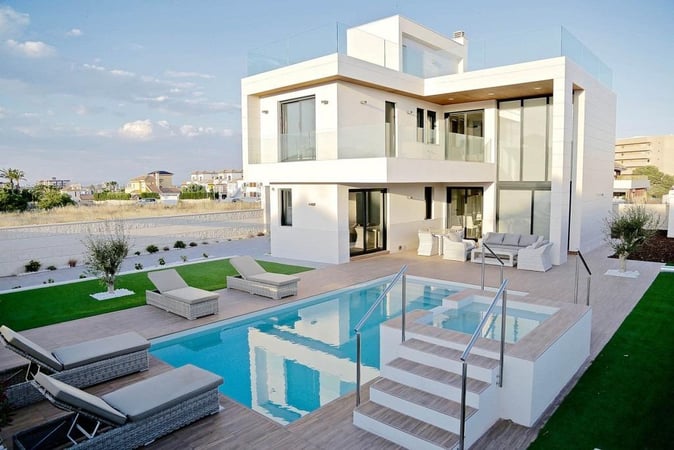 Villa in Dehesa de Campoamor - view 1
