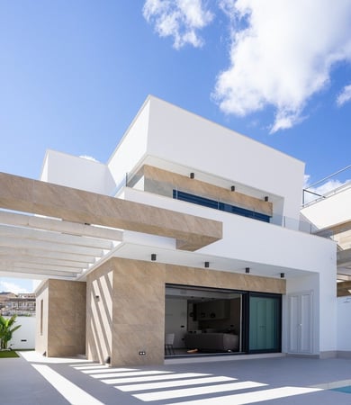 Villa in San Miguel de Salinas - view 1
