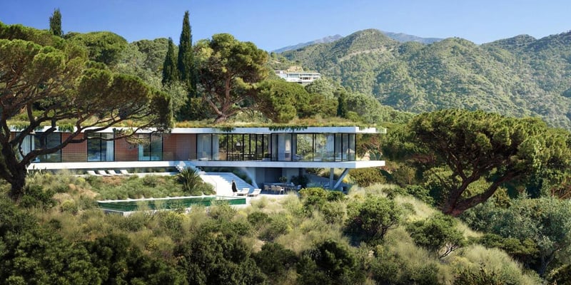 Villa in Benahavis - view 1