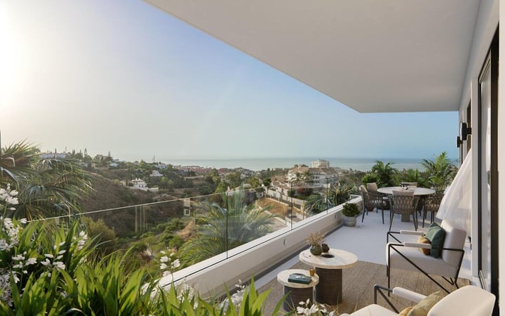 Penthouse in Fuengirola - view 1