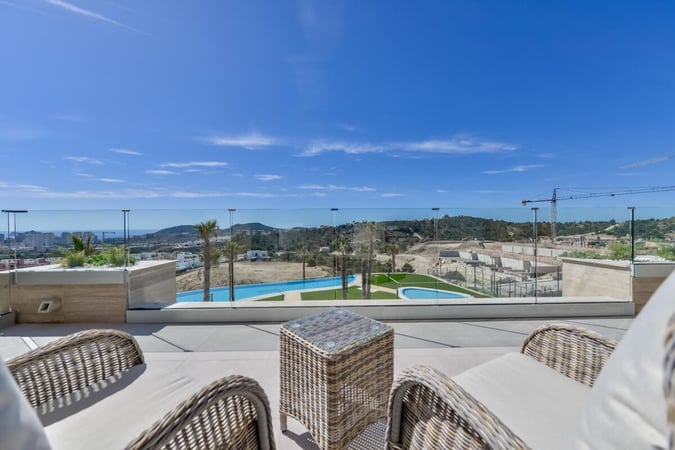 Apartment in Finestrat - view 1