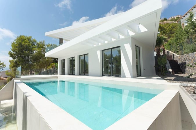 Villa in Altea - view 1