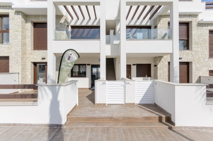 House in La Zenia - view 1