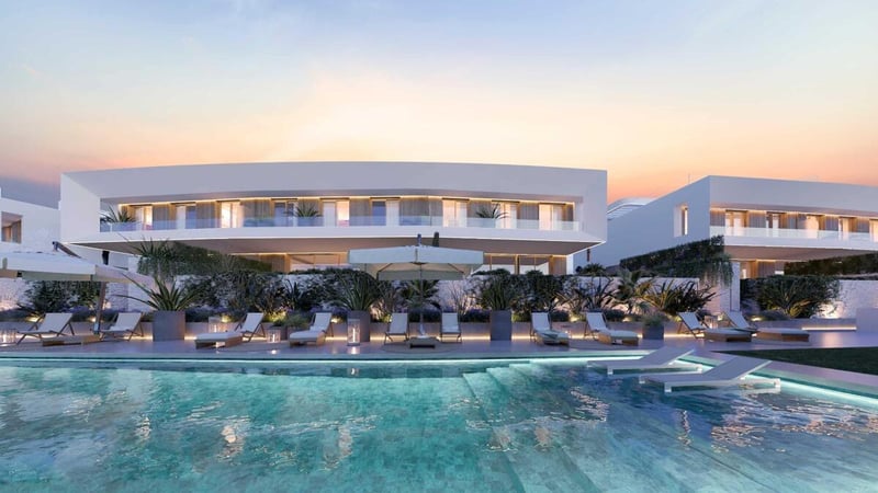 House in Estepona - view 1