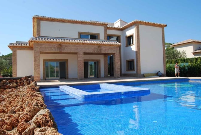 Villa in Ciudad Jardin - view 1