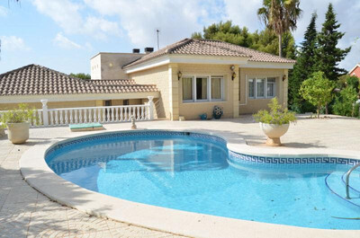 Villa in Dehesa de Campoamor