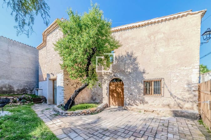 House in Sant Pere de Ribes - view 1