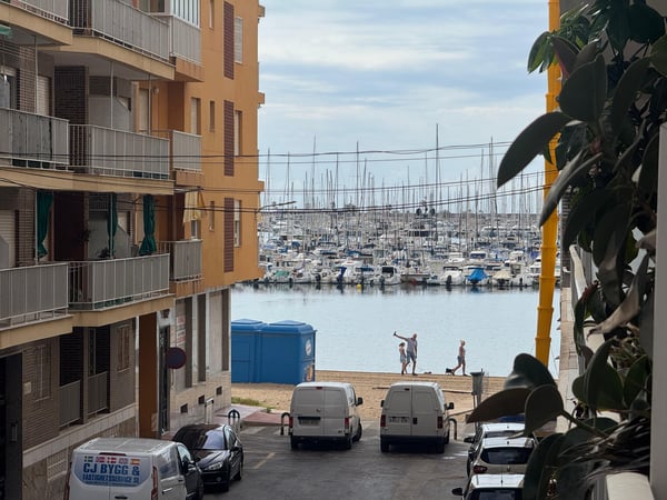Apartment in Torrevieja - view 1