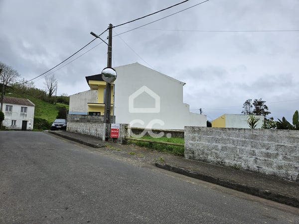 Land in Lomba da Maia - view 1