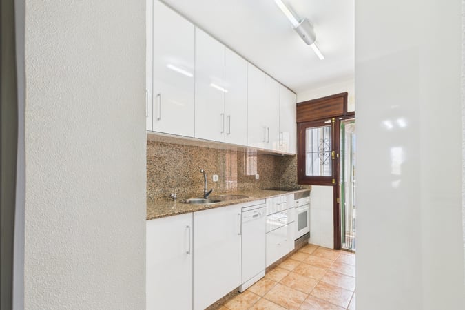 Apartment in Los Urrutias - view 1