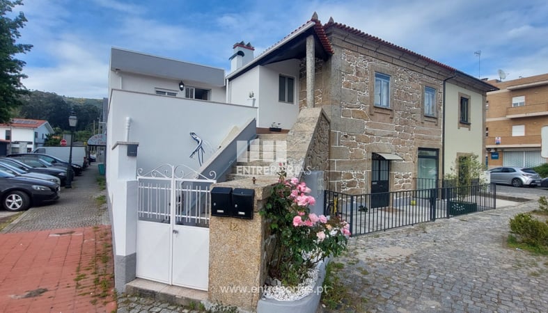 House in Boticas - view 1