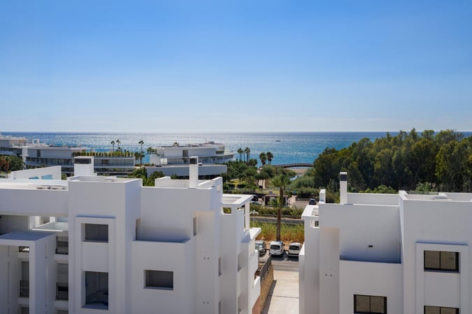 Penthouse in Estepona - view 1