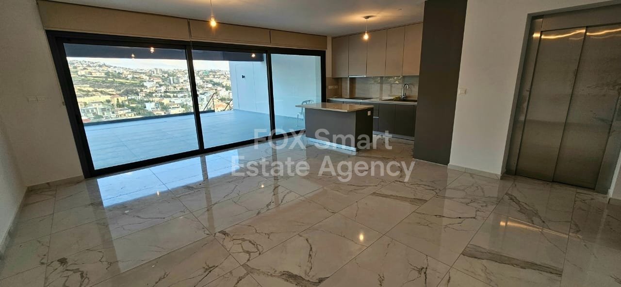 House in Agia Fylaxis - Image 2