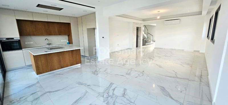 House in Agia Fylaxis - view 1