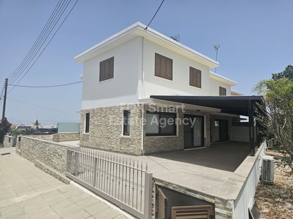 House in Kaimakli - view 1