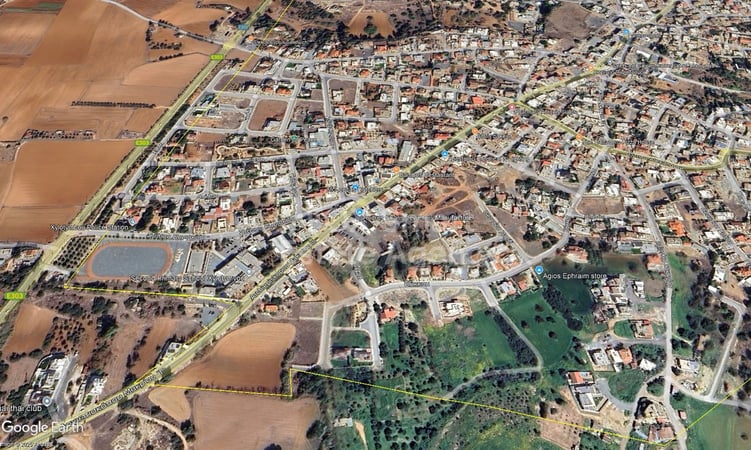 Land in Xylotymbou - view 1