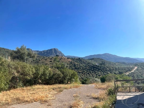 House in Riogordo - view 1