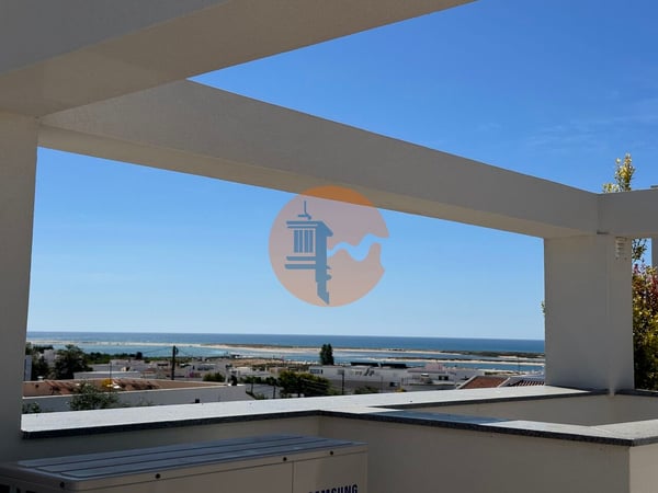 Villa in Fuzeta - view 1