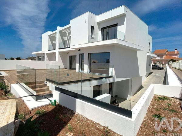 House in Igreja Nova - view 1