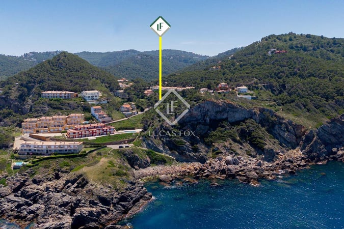 Land in Girona - view 1