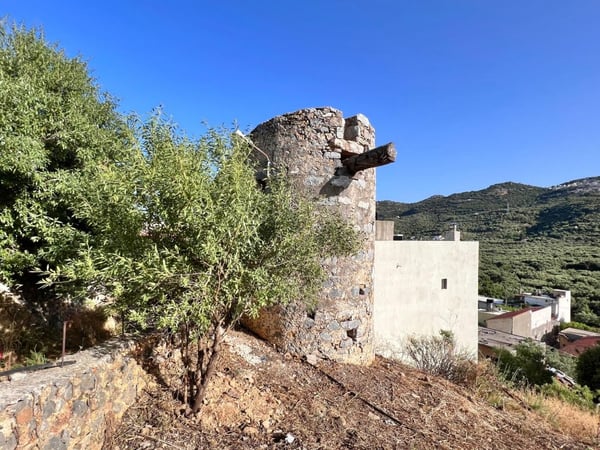 House in Nikithianos - view 1