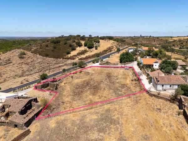 Villa in Pereiro - view 1