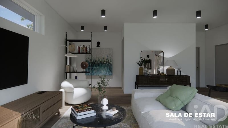 House in Ramalhal - view 1