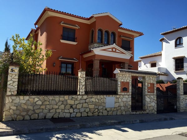 House in Antequera - view 1
