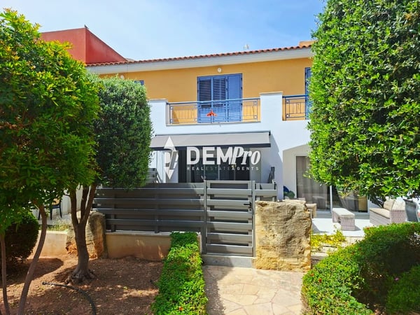 Villa in Anarita - view 1