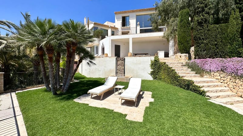 Villa in Altea - view 1