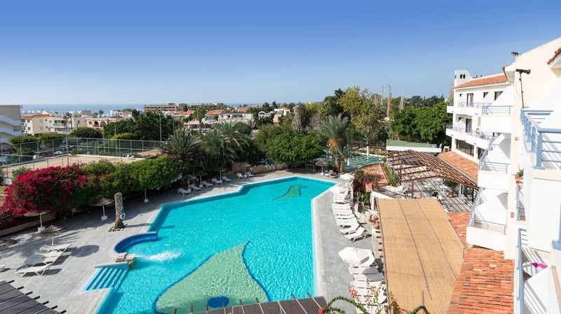 Apartment in Kato Paphos - view 1