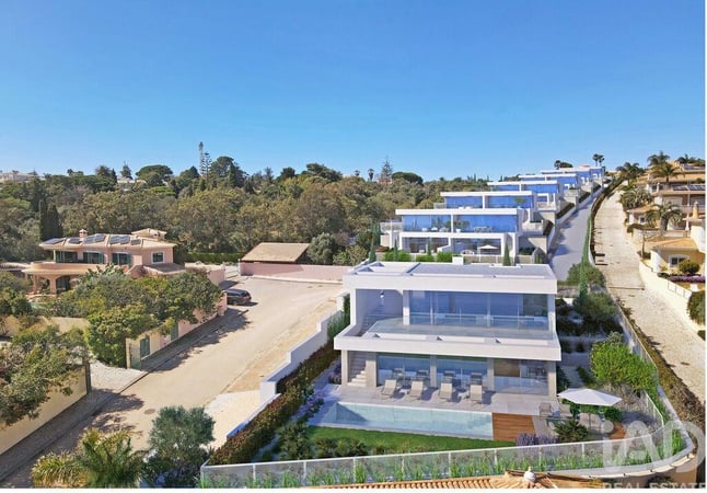 House in Faro - view 1